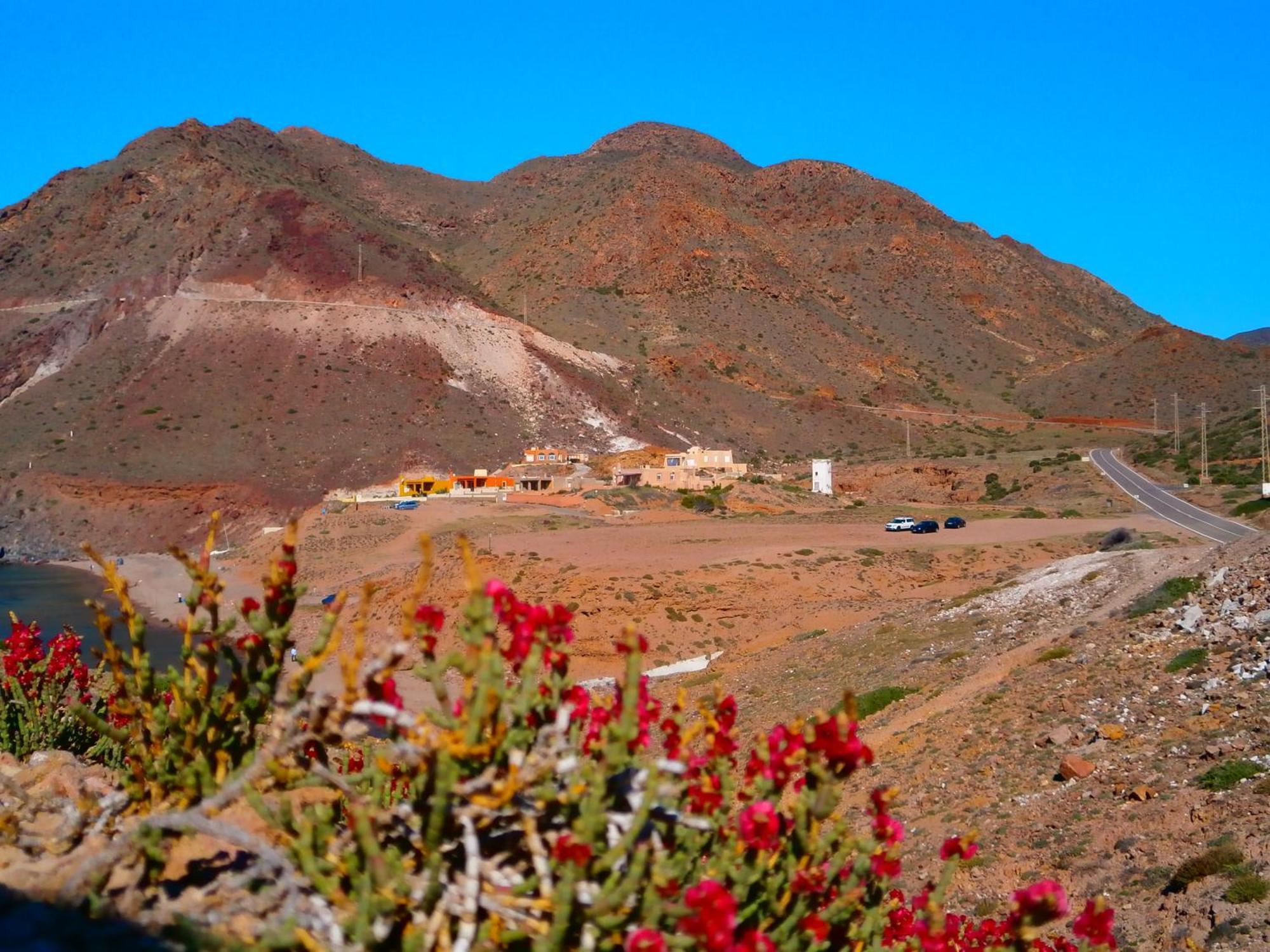 Hotel Calachica لاس نيغراس المظهر الخارجي الصورة